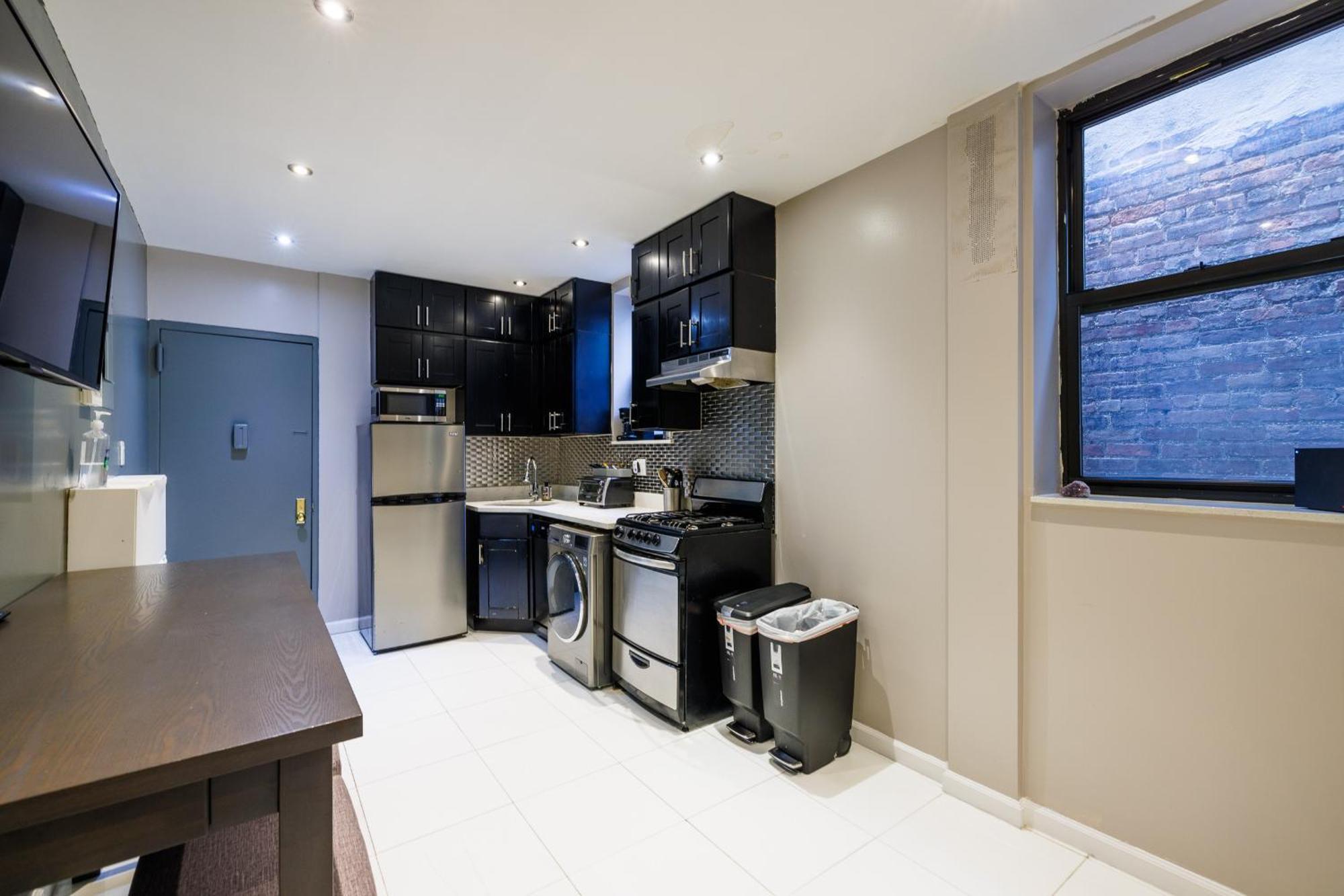 Park Side Living, Style -5 * New York