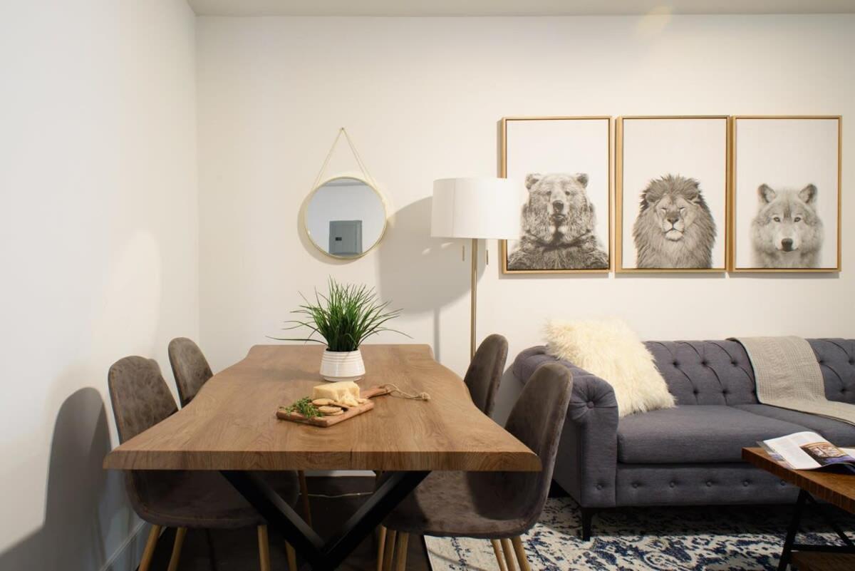 39-1 Renovated 3br Apartment *