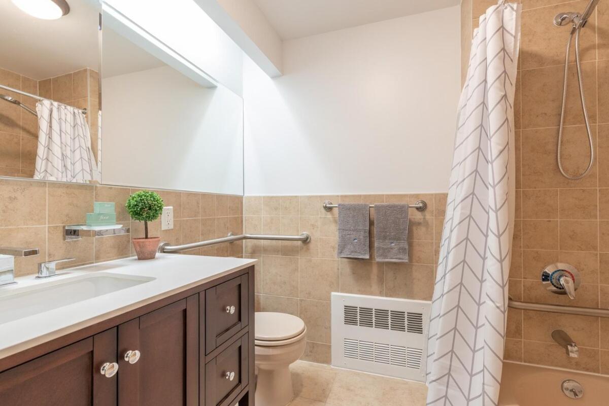 Cypress Court I By Rove Travel 2br Harlem Apartment New York