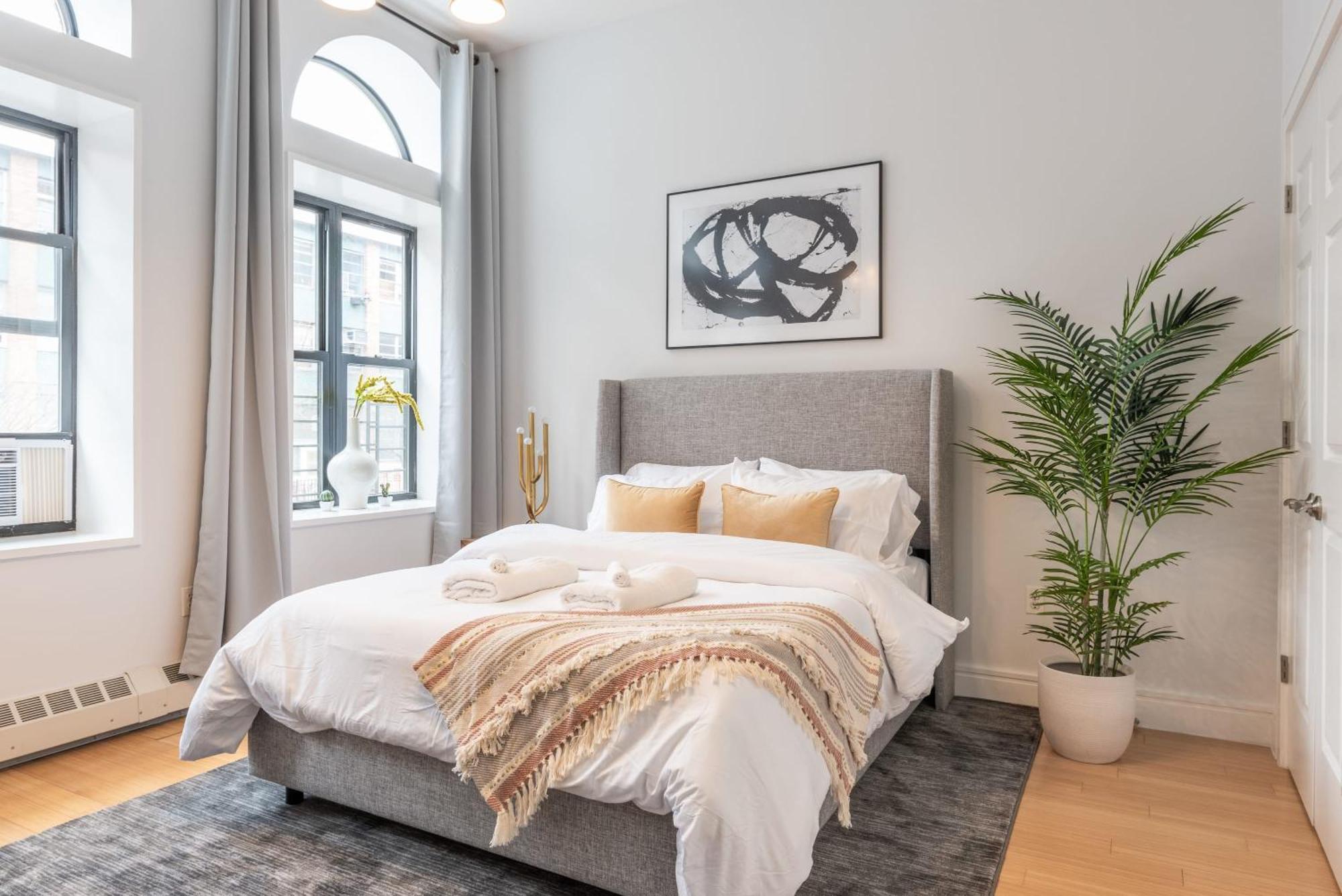 Cypress Court I By Rove Travel 2br Harlem * New York