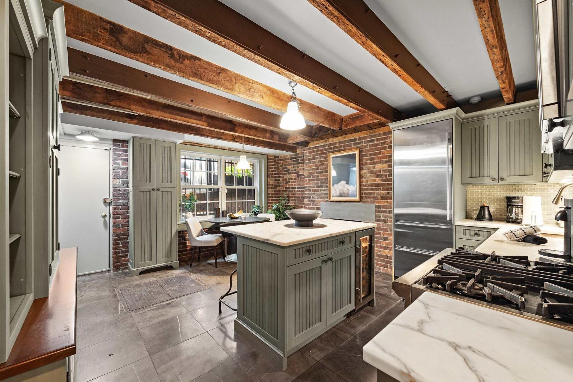 Downing By Rove Travel Private Terrace & Patio * New York