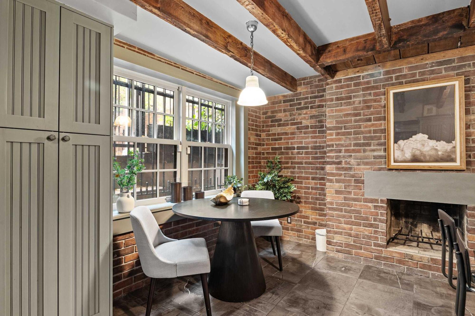 Downing By Rove Travel Private Terrace & Patio Apartment New York