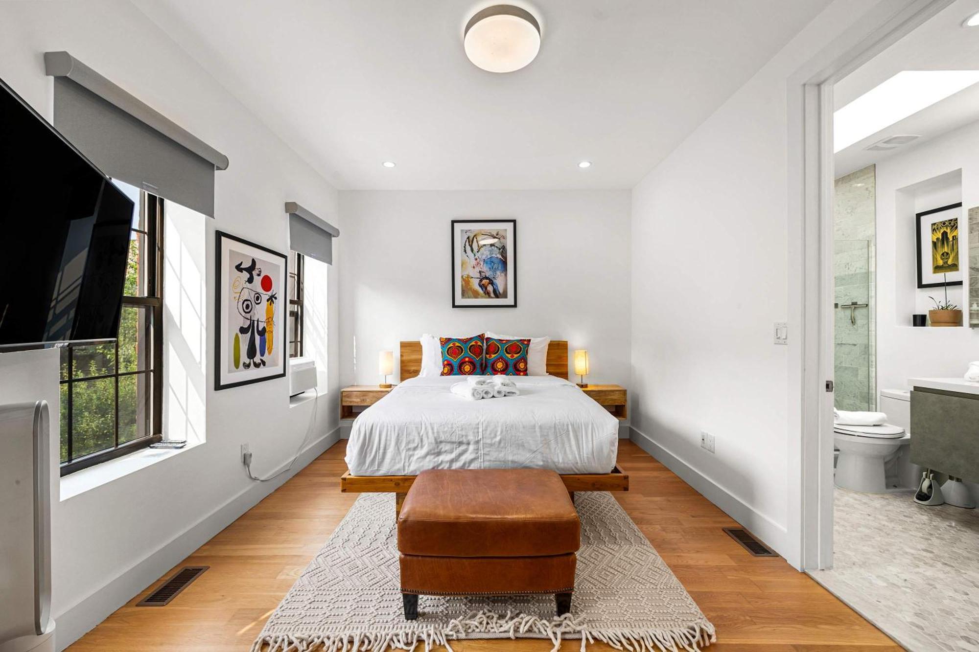 Holiday home Bainbridge By Rove Duplex With Deck & Backyard *