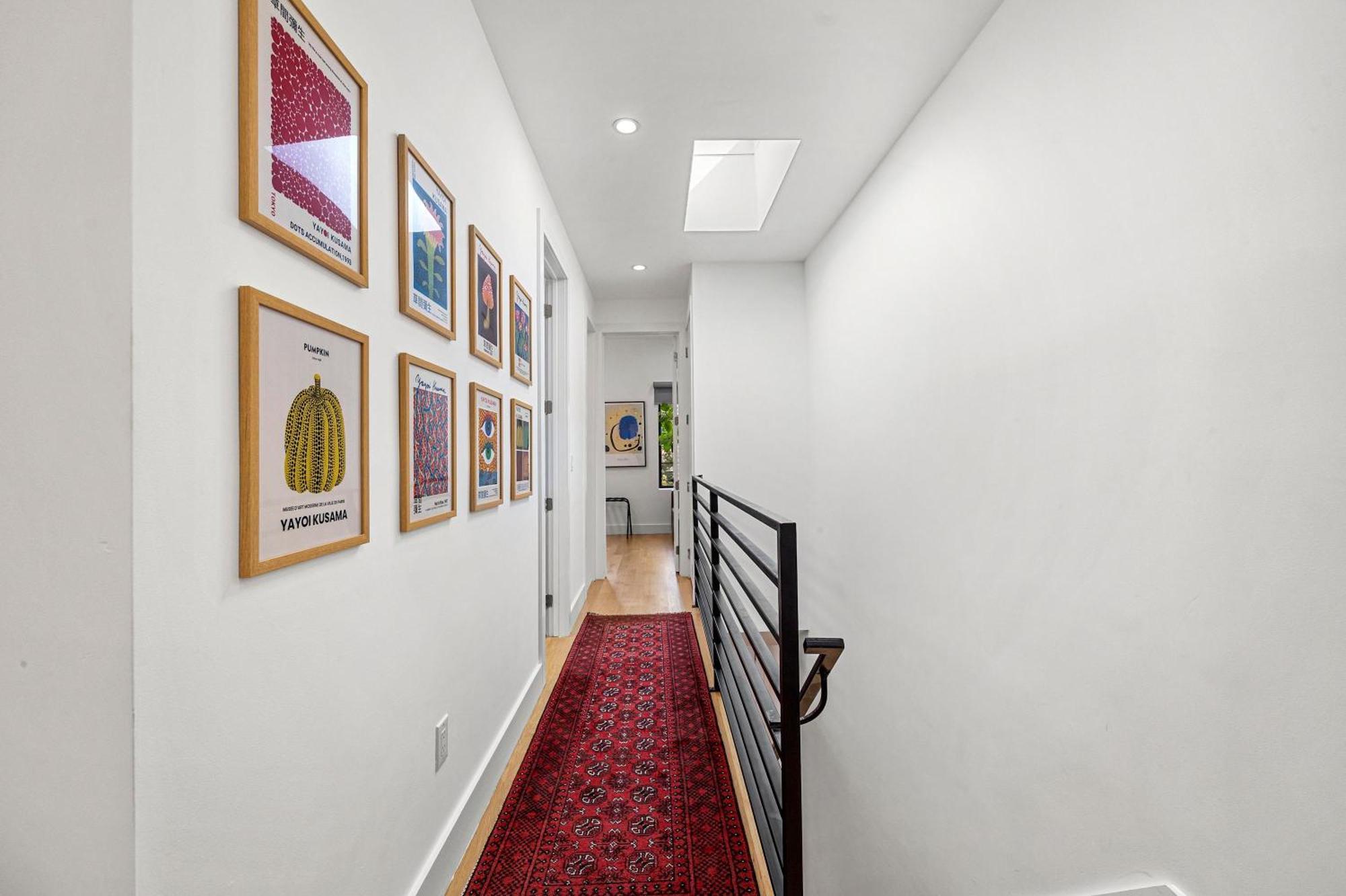 Bainbridge By Rove Duplex With Deck & Backyard