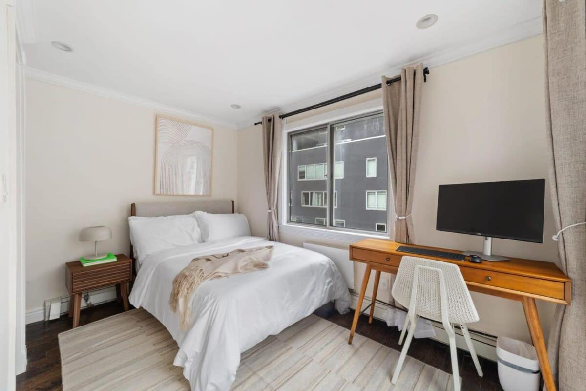 Chelsea Vista Ii By Rove Travel 2br Ph With Rooftop