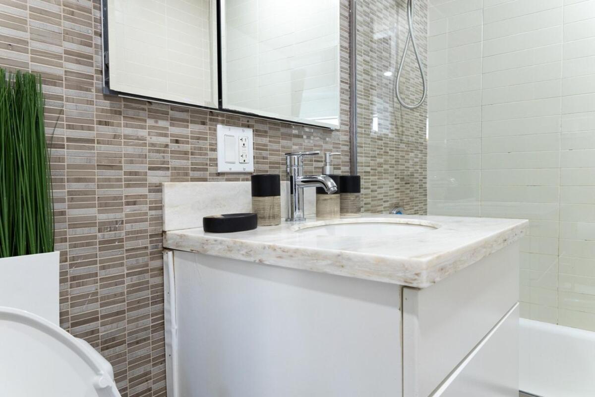 809-6b New 2br Duplex With Private Patio Appartement New York