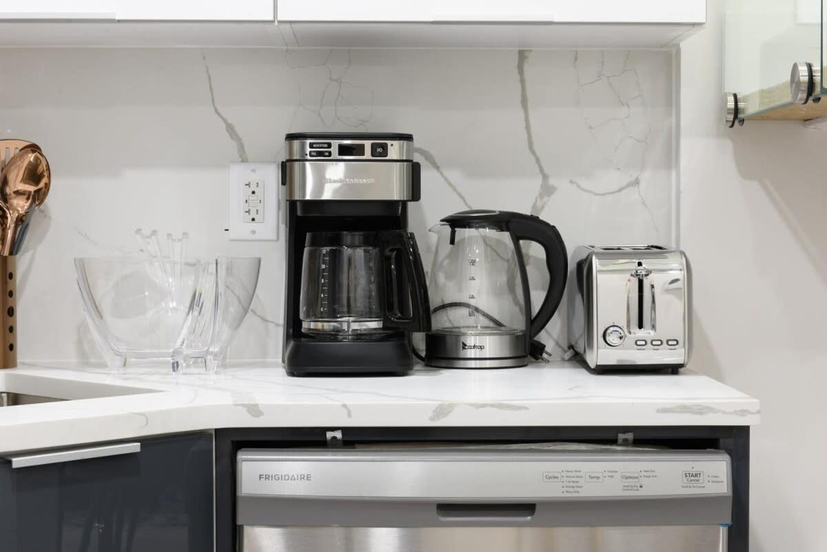 75-3a 3br Duplex Prime Ues W&d In Unit Sleeps 6 Apartment *