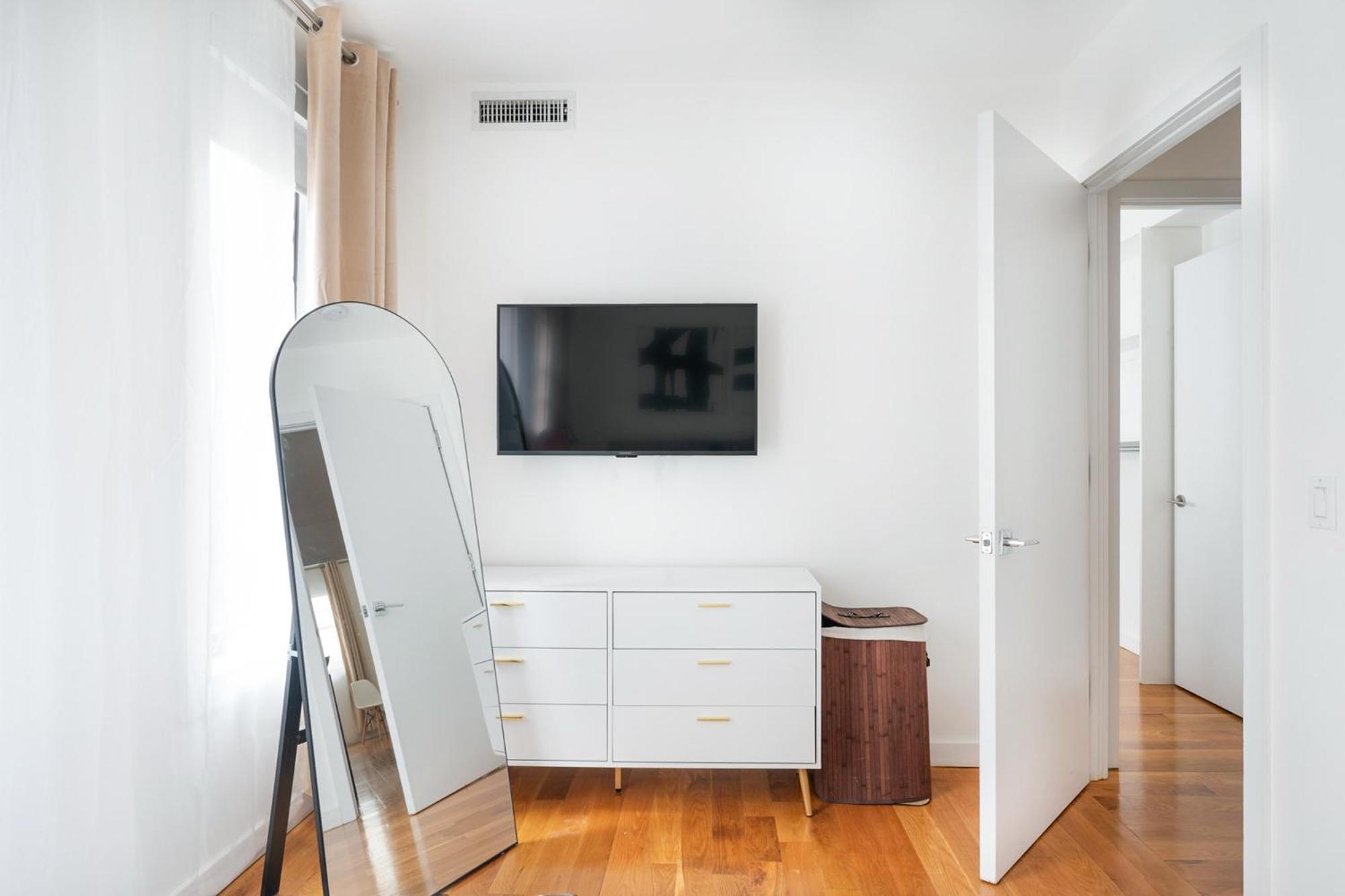 Appartement 13-3 I Brand New 4br 3bth Duplex Private Roof Deck New York