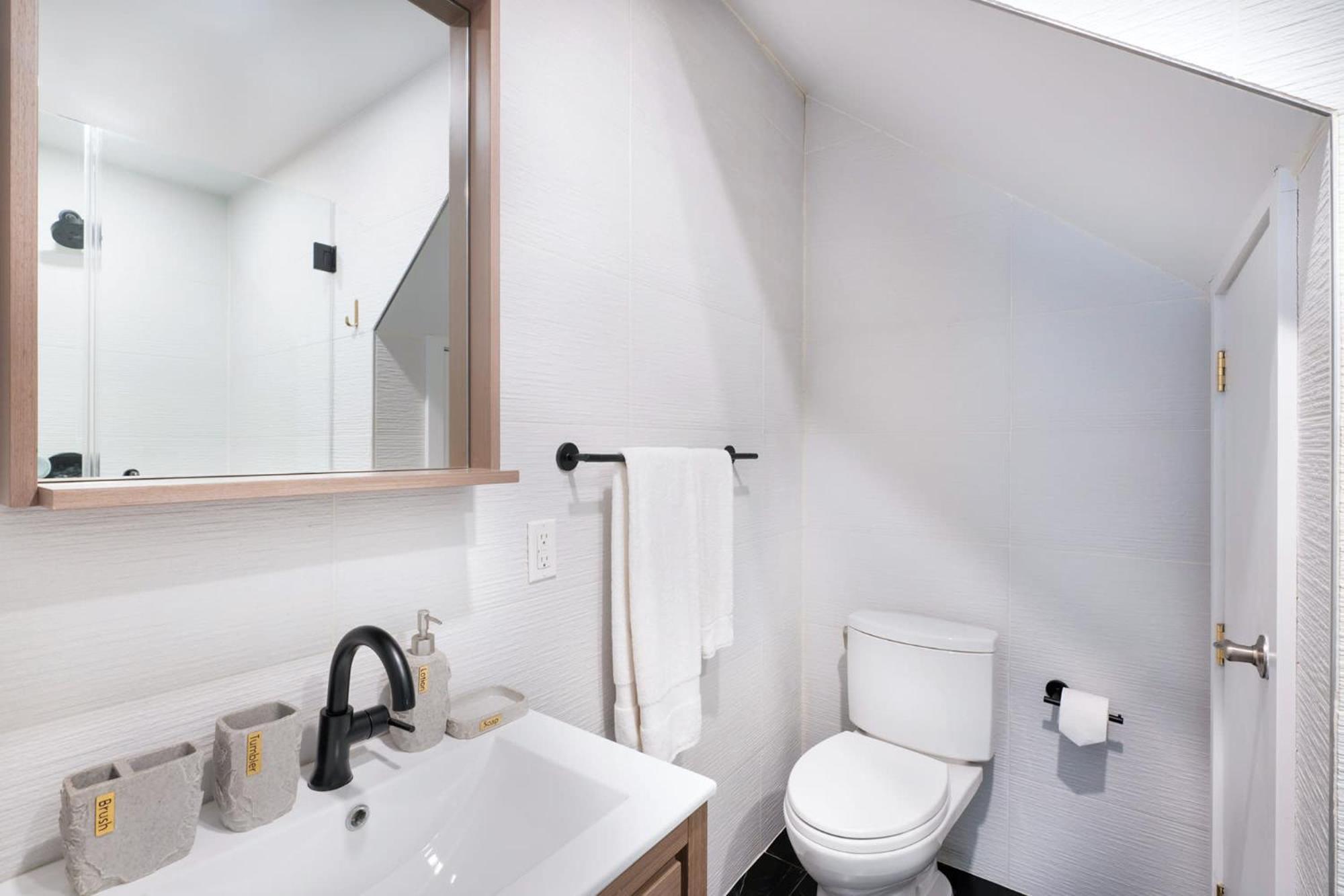 13-3 I Brand New 4br 3bth Duplex Private Roof Deck Appartement *
