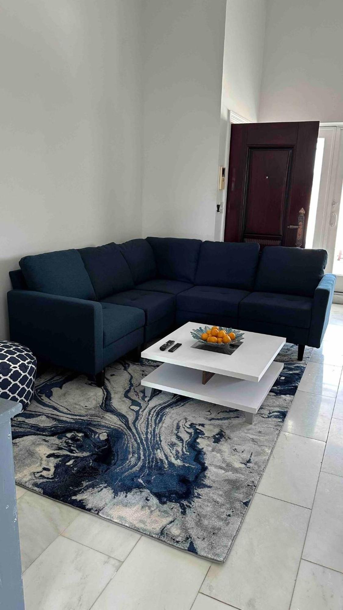 Skyline Penthouse Apartment *