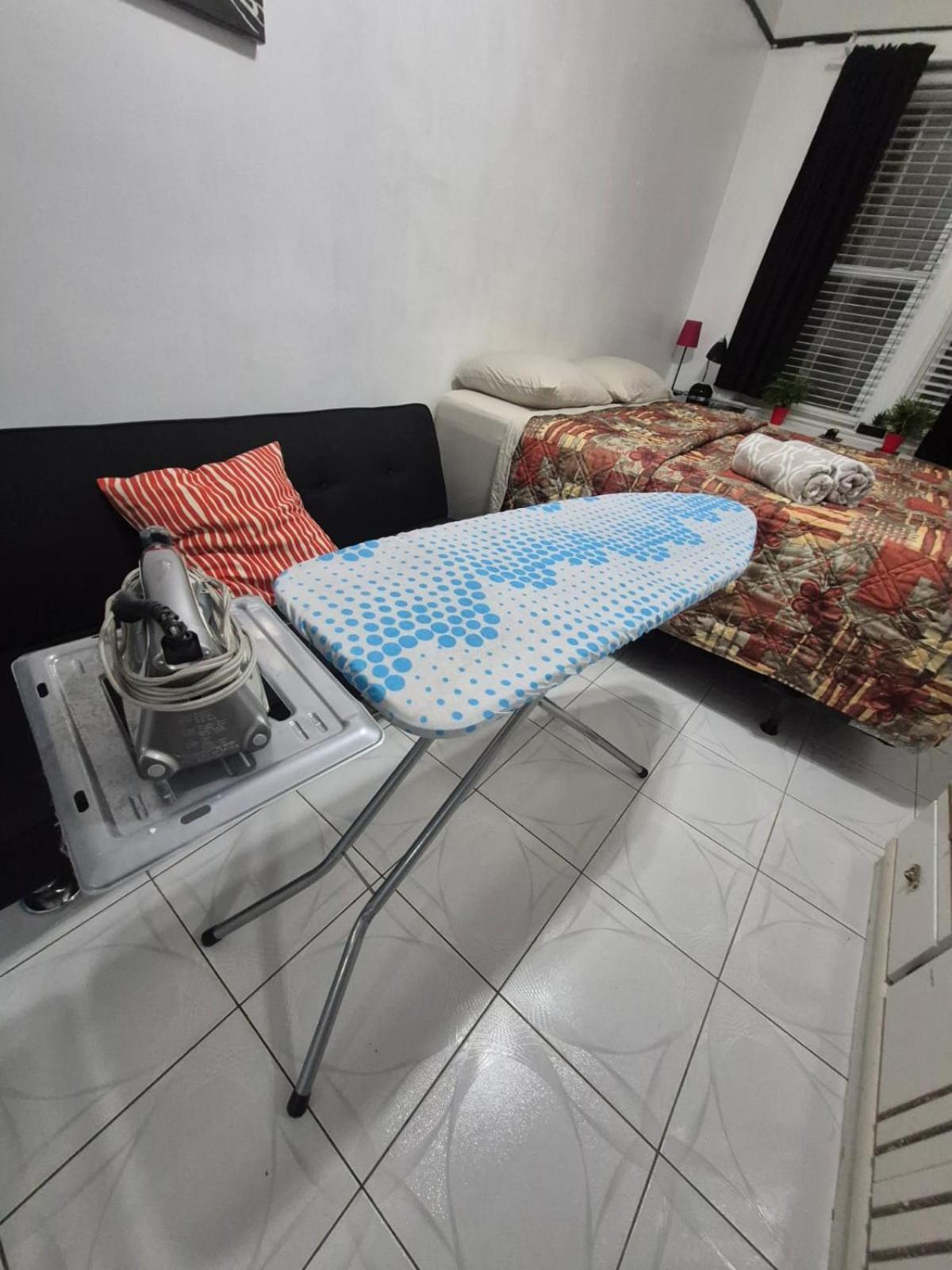 Privatunterkunft Big In Great Location *