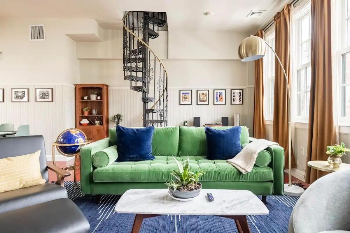 Lofty & Bright Greenwich Getaway W Private Rooftop Apartment New York