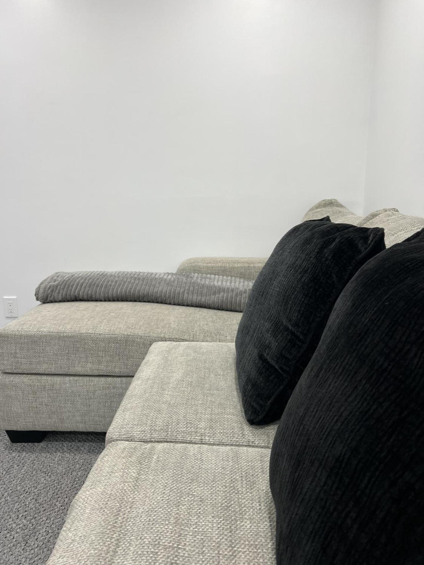 Guest house Share Historic Brownstone With The Host!