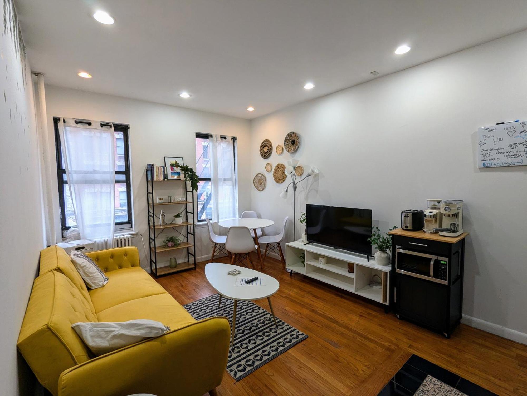 Chic One Bedroom Retreat In Downtown Manhattan Apartment