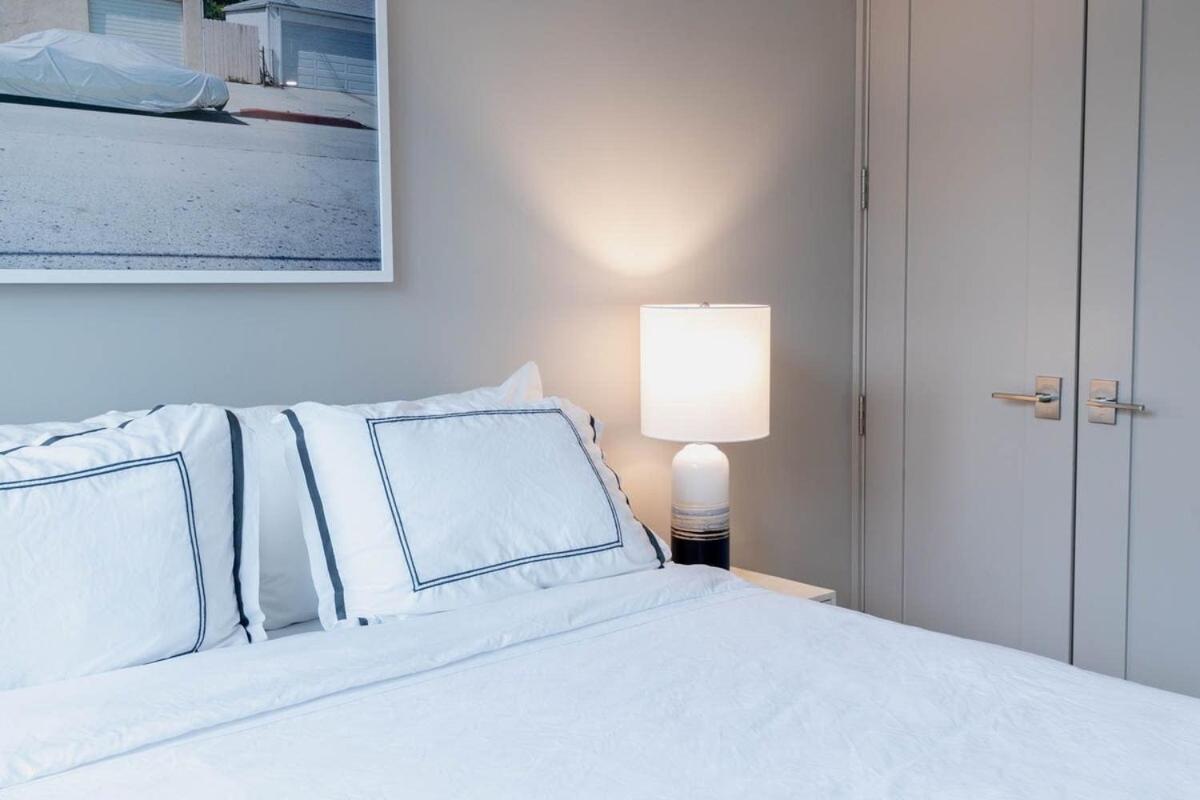 149bk-301 New Construction 1br Prime Bk Wd *