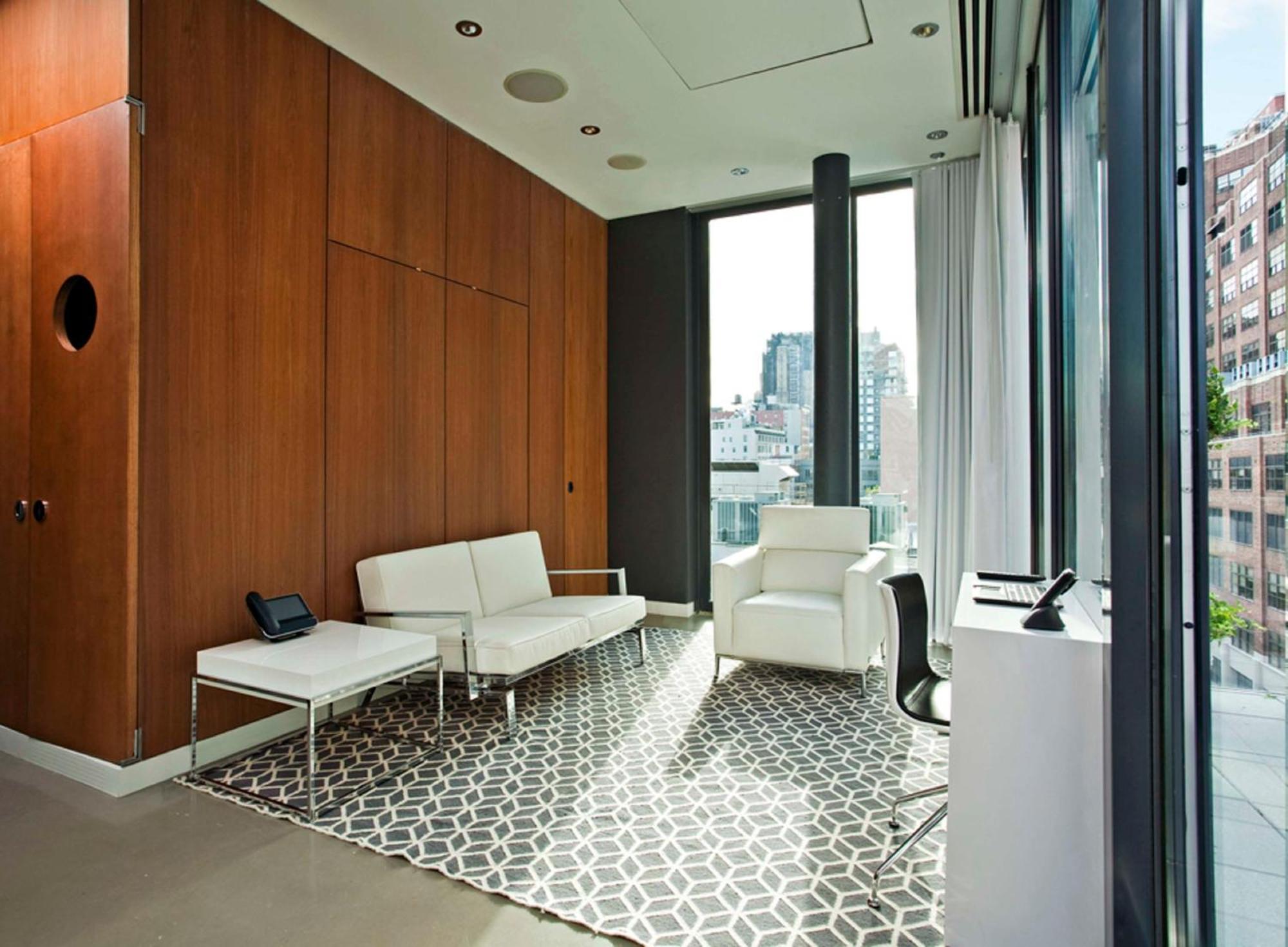 Dream Downtown, By Hyatt