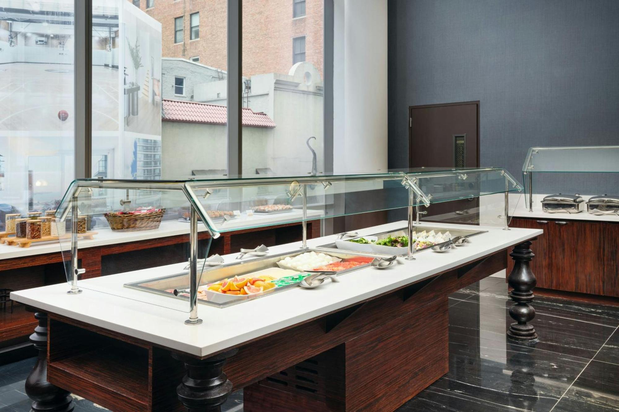 By Marriott Manhattan/central Park Hotel