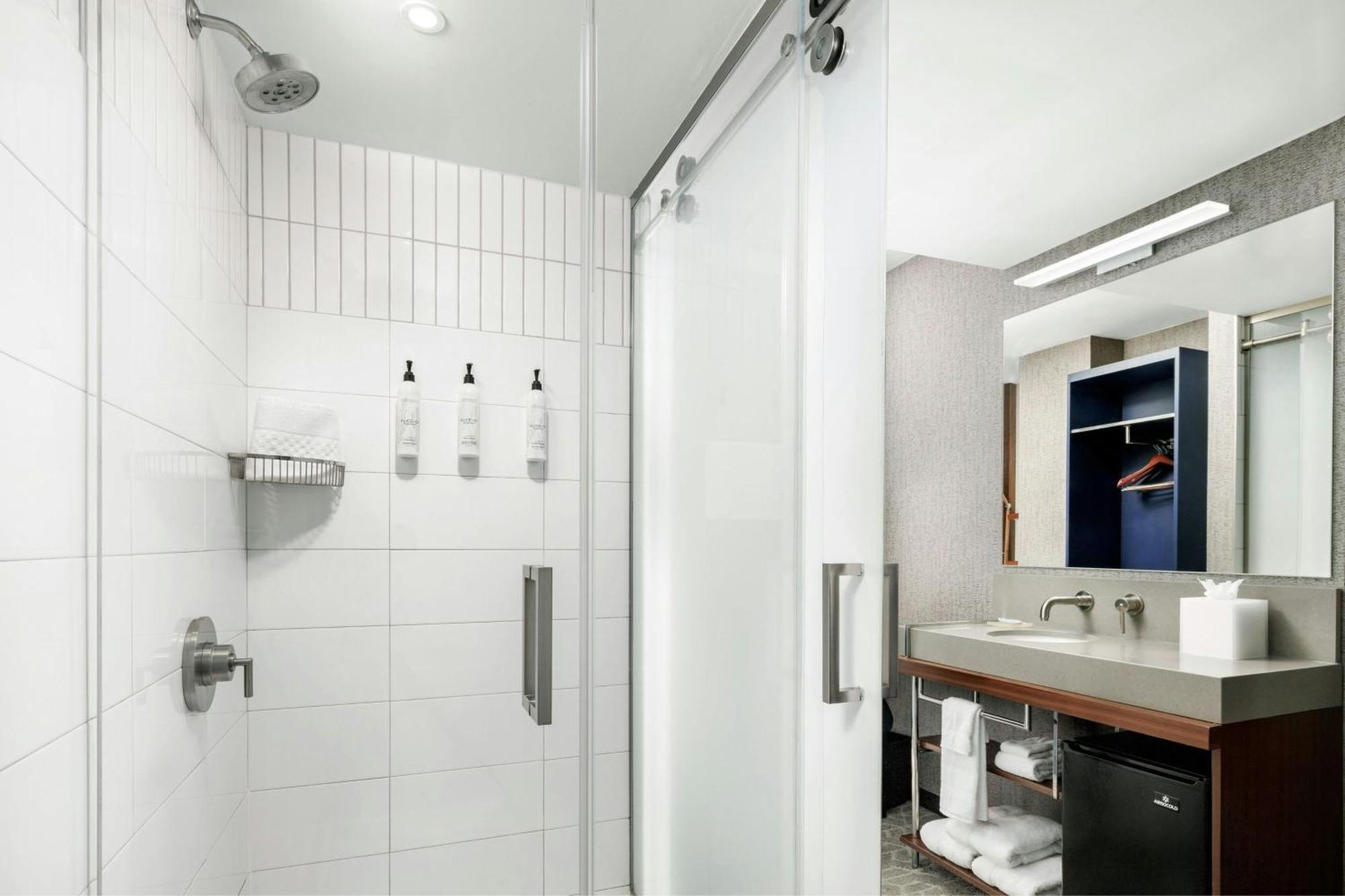 Hotel Springhill By Marriott Manhattan/times Square South New York