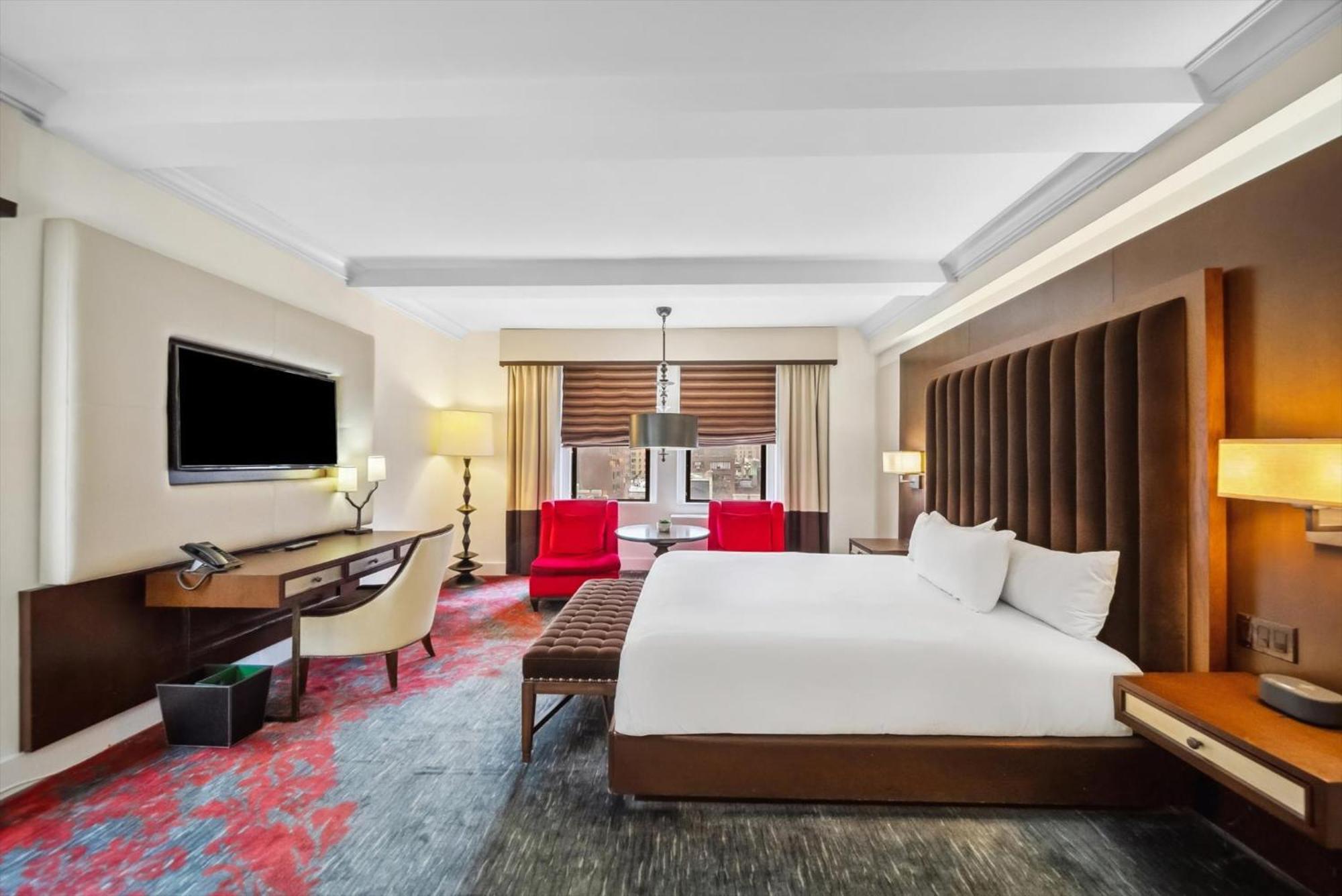 Lexington Plaza Hotel