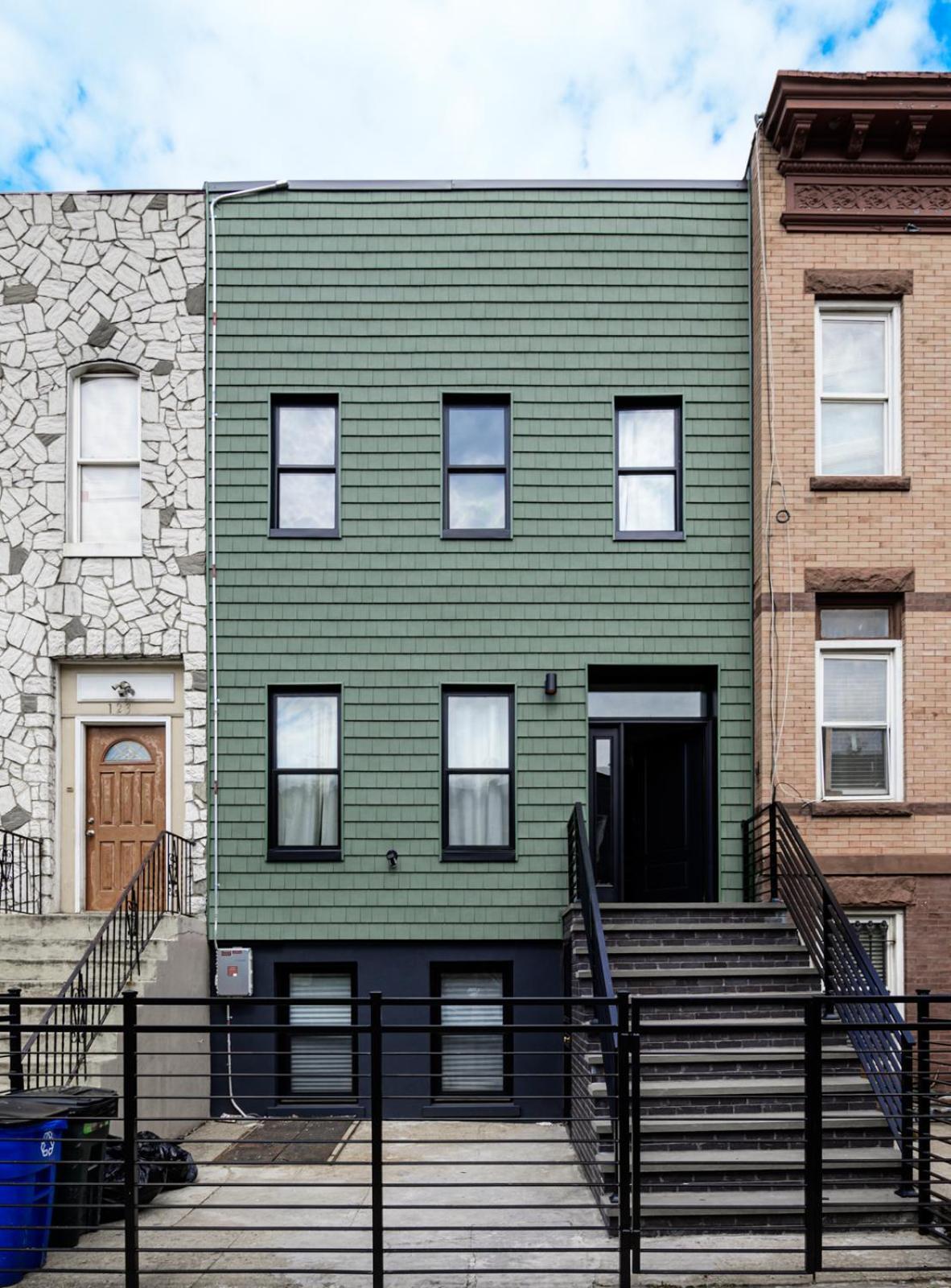 Apartment Bright & Spacious 3-bedroom In Vibrant Bushwick! *