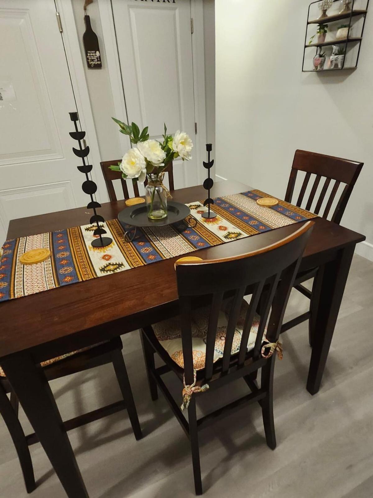 Comfy, Cozy, Stylish And Affordable - Free Parking New York