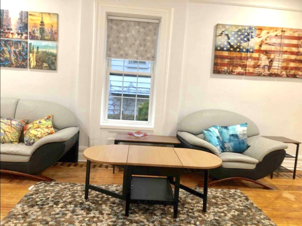 Gorgeous Victorian House!! Entire In Sam's * New York