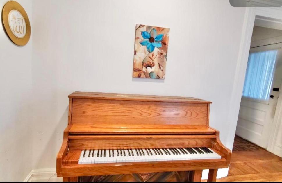 Villa Gorgeous Victorian House!! Entire In Sam's *