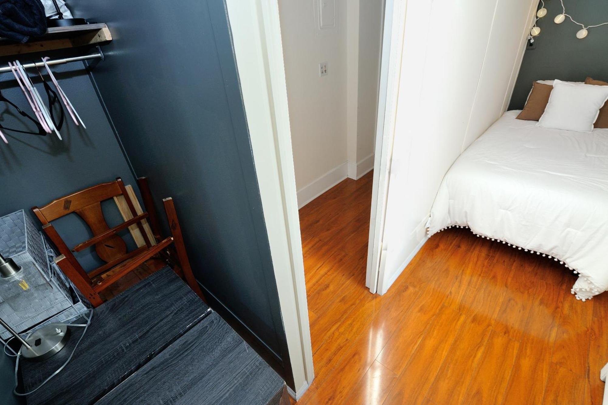 5 Bedroom 2 Bath Full Floor Midtown Apartment *