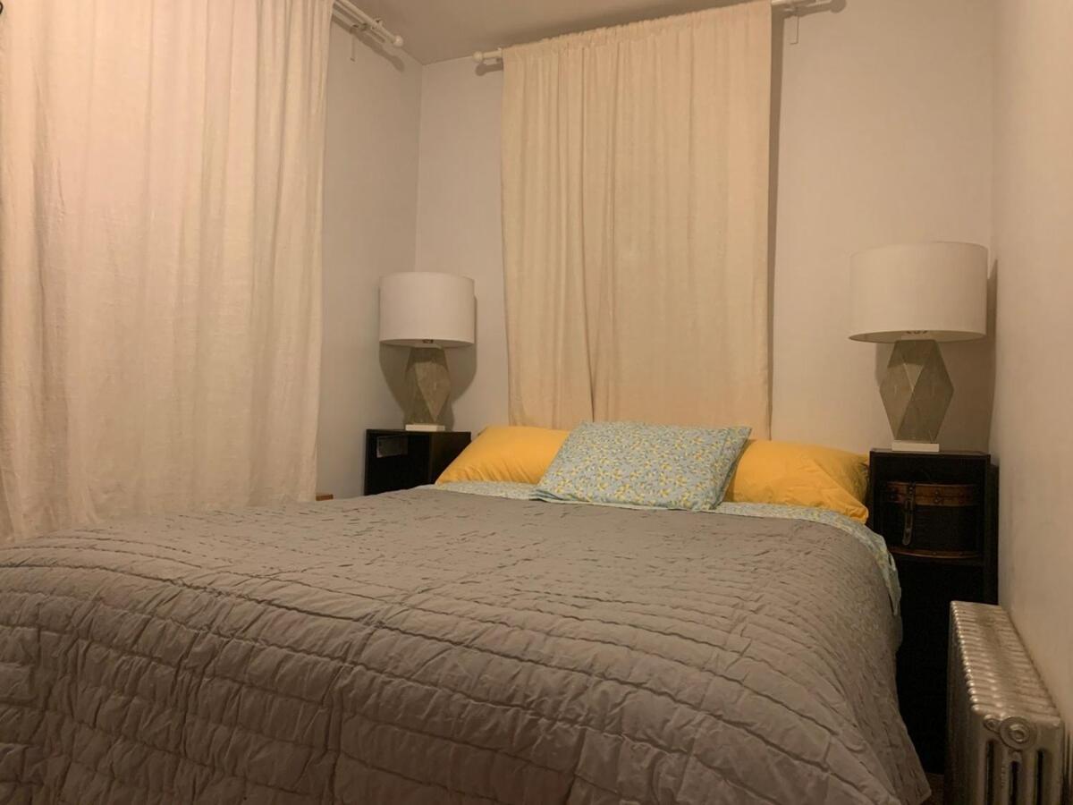 Nyc By The Harbor * New York