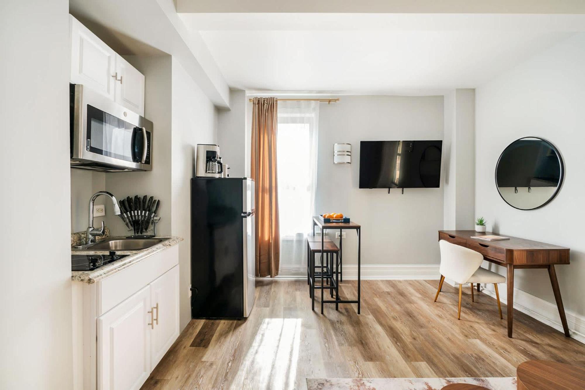 73-608 New 1br 1bth Uws Doorman Gym * New York