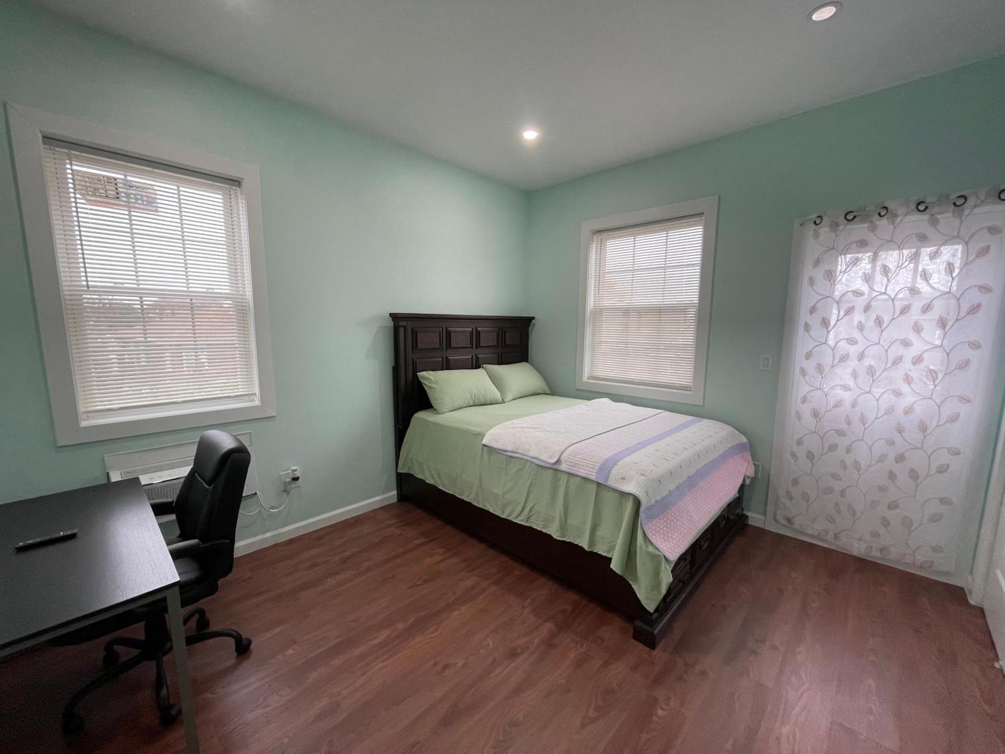 Luxury Private In Queens -30 Min To Manhattan *