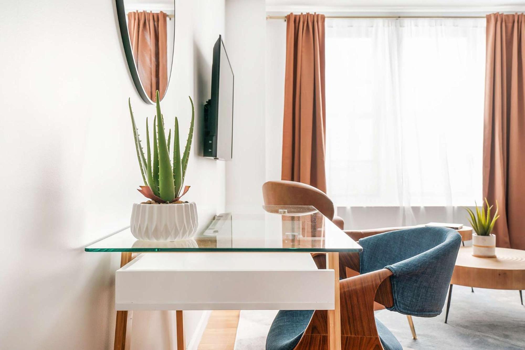 73-806 New 1br 1bth Uws Doorman Gym *