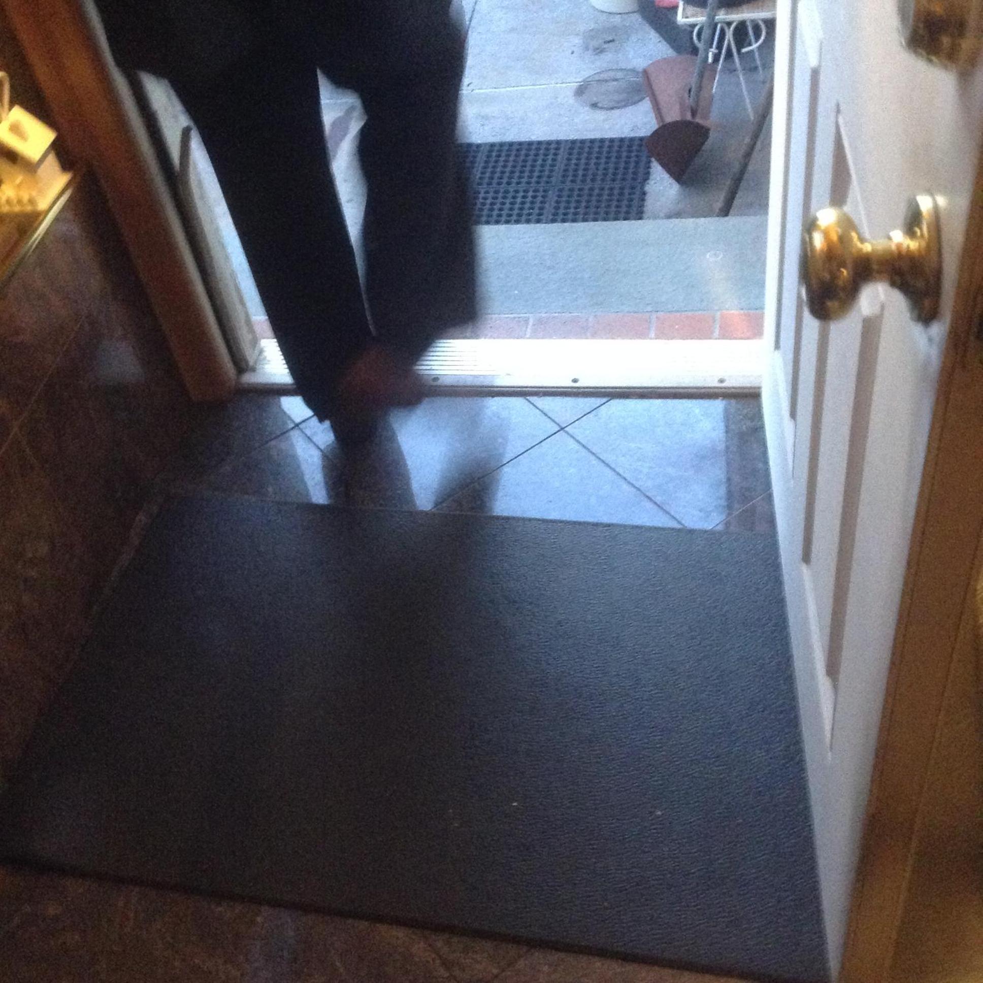 Private With Own Entrance To Share Couette-café *