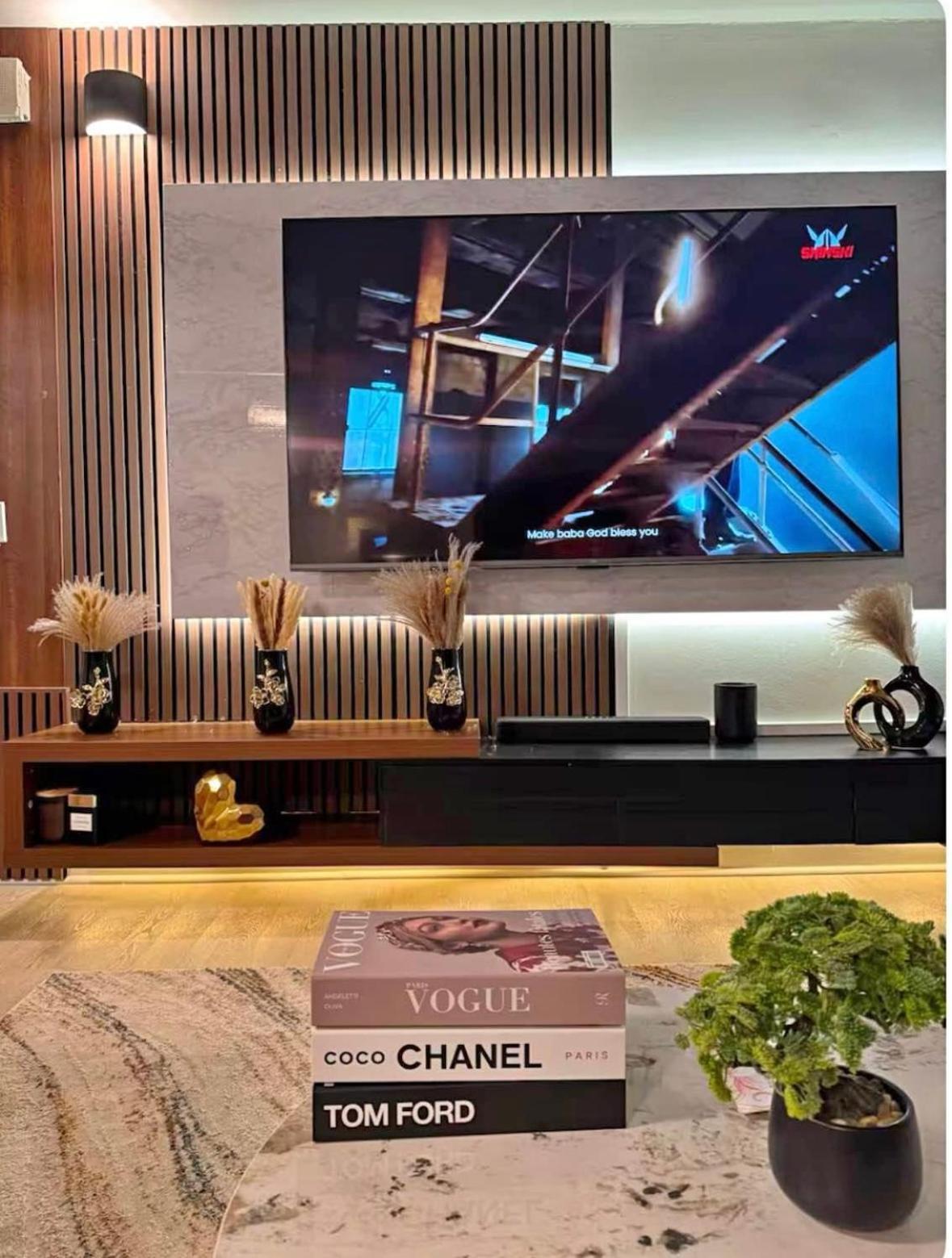 Apartment New Chic & Cozy 1bd Near East River, Minutes From Park *