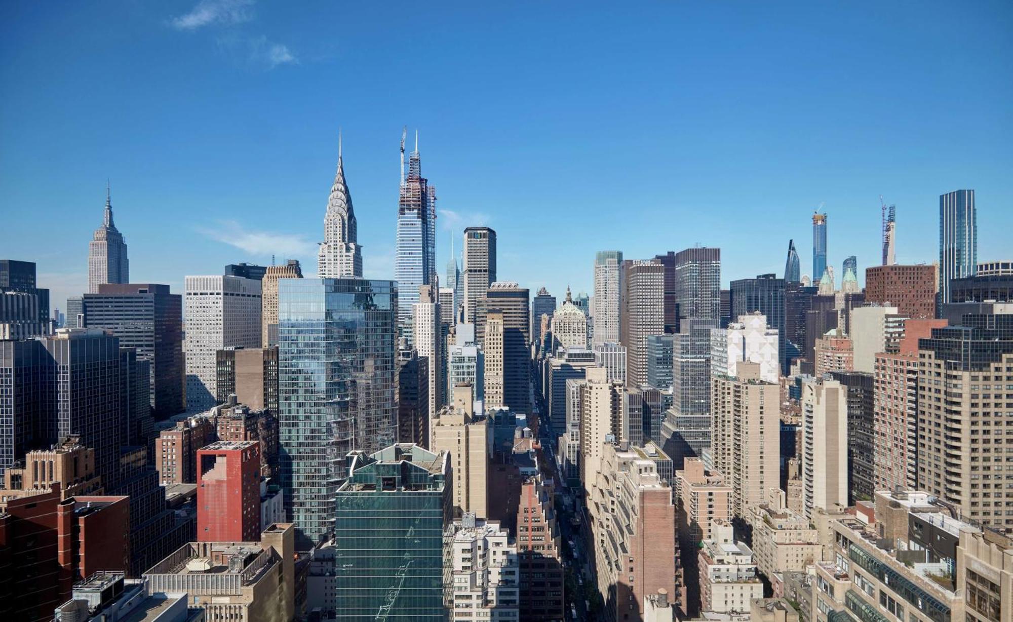 Millennium Hilton One Un Plaza Hotel 4*