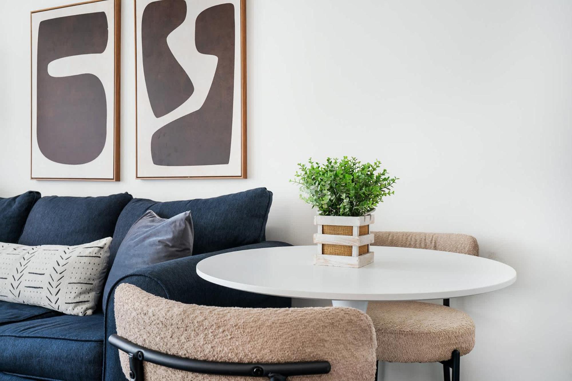 809-4b Balcony W D Prime Location * New York