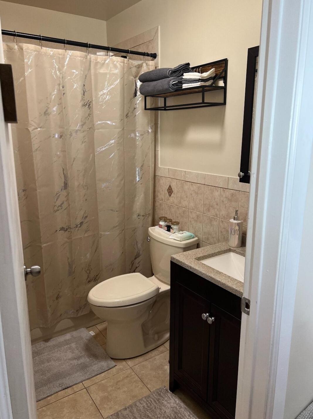 Chic Modern Bedroom 5 Mins From Jfk Privatunterkunft New York
