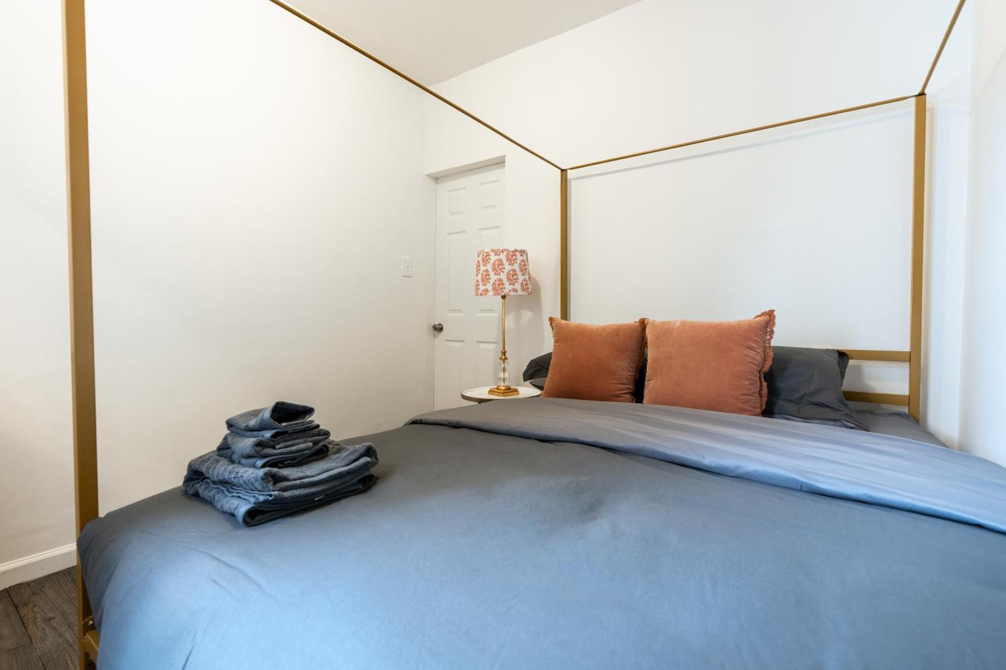 Prestige Nyc Apartment New York