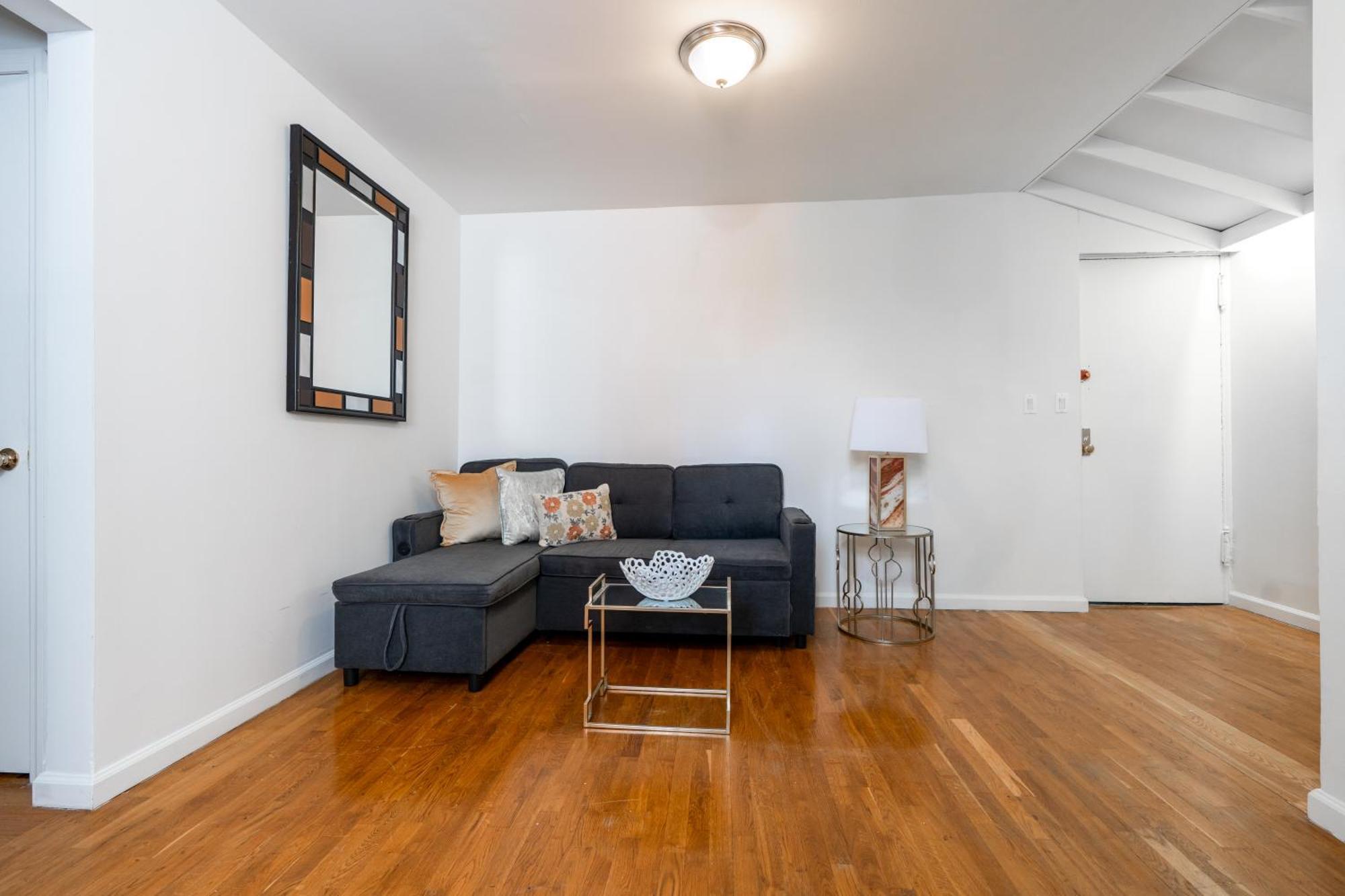 Prestige Nyc Apartment