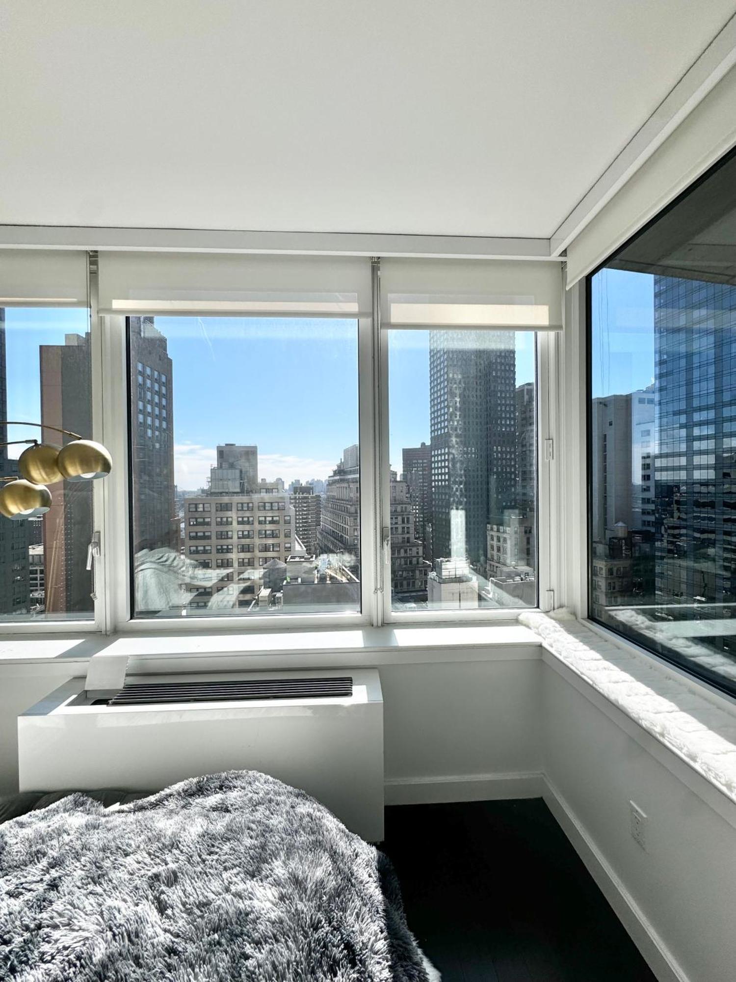 Chic Skyline 1br Retreat Apartment *