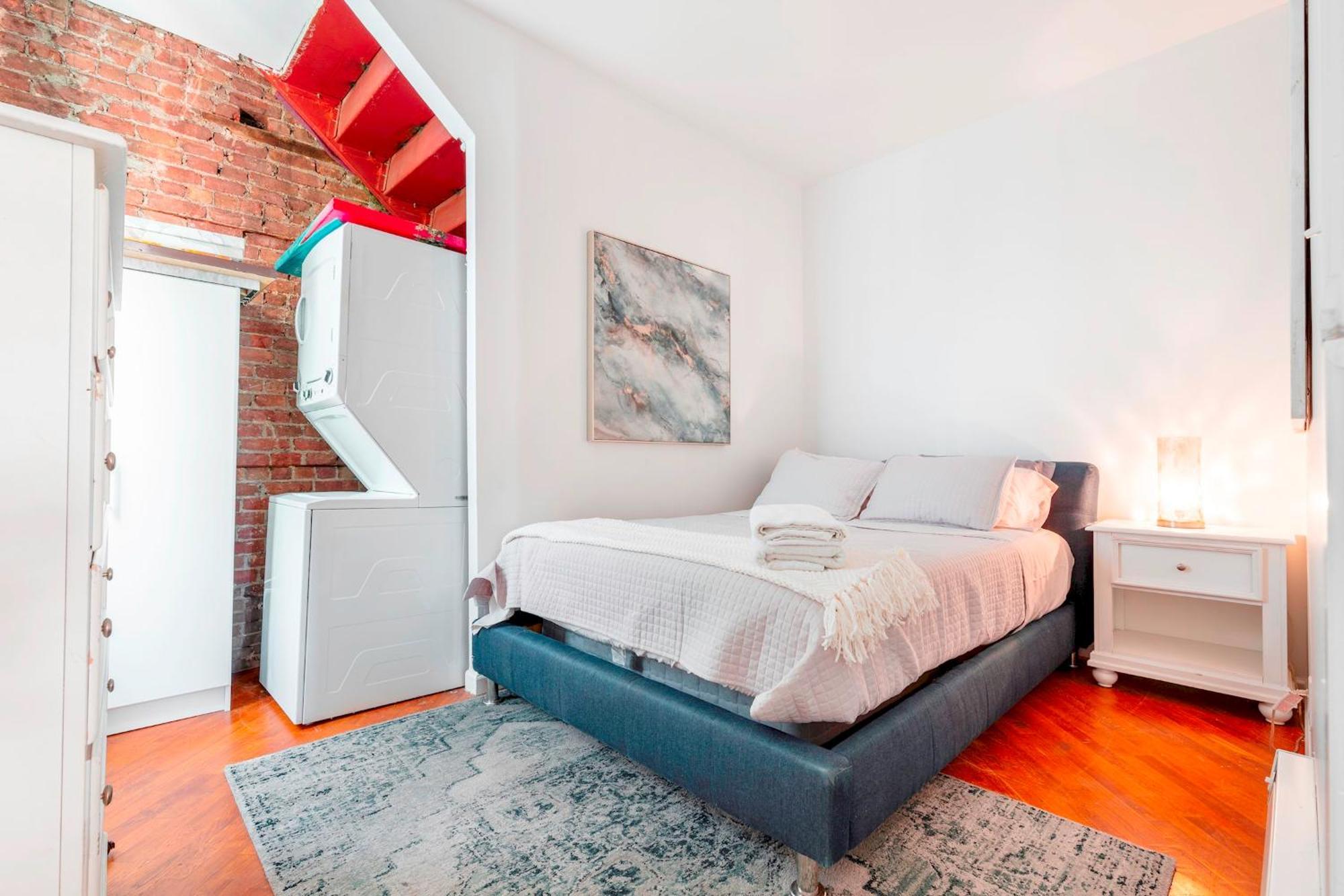 Apartment Prime Location Upper Manhattan Furnished *