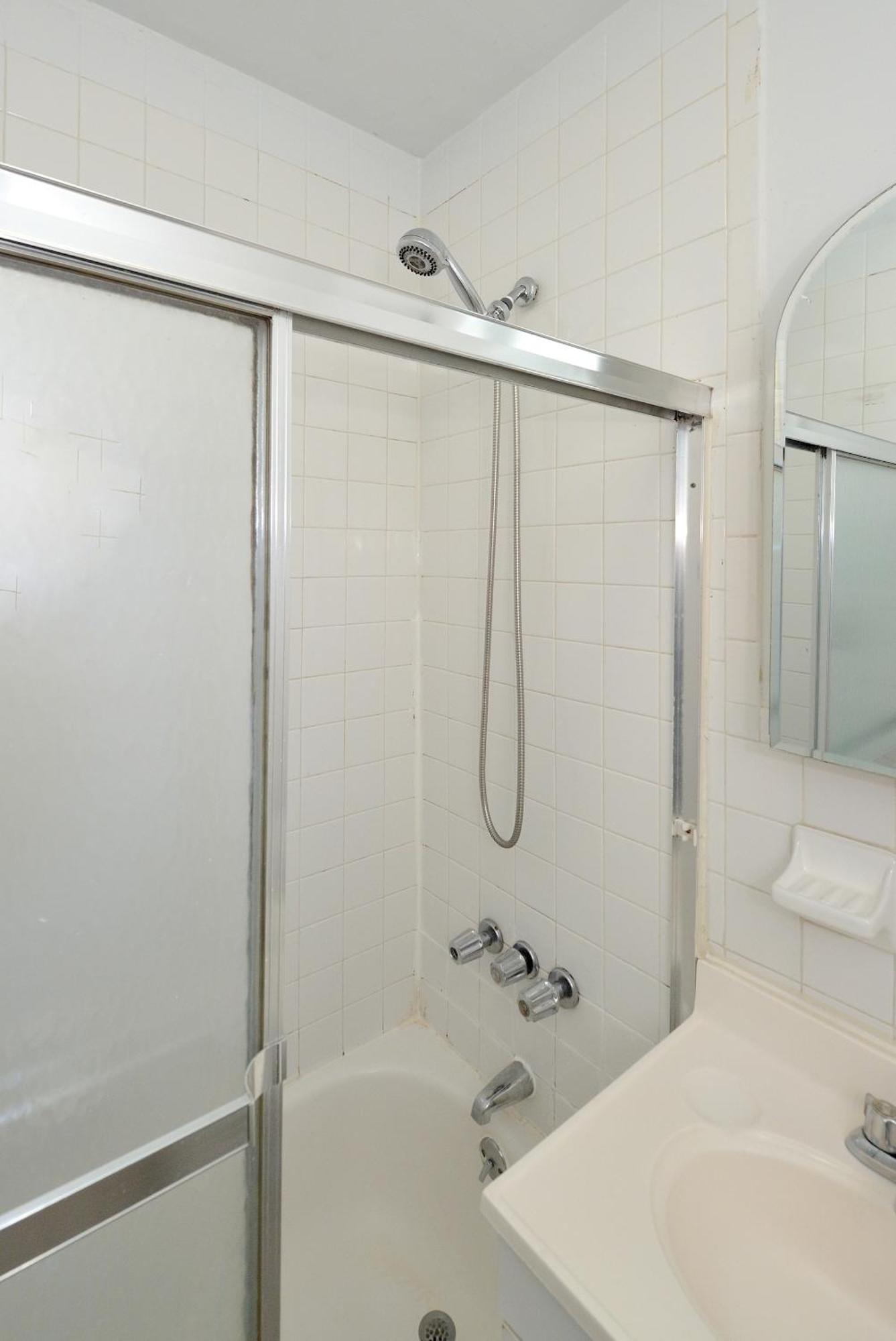 Midtown West Furnished 3 Bedroom *