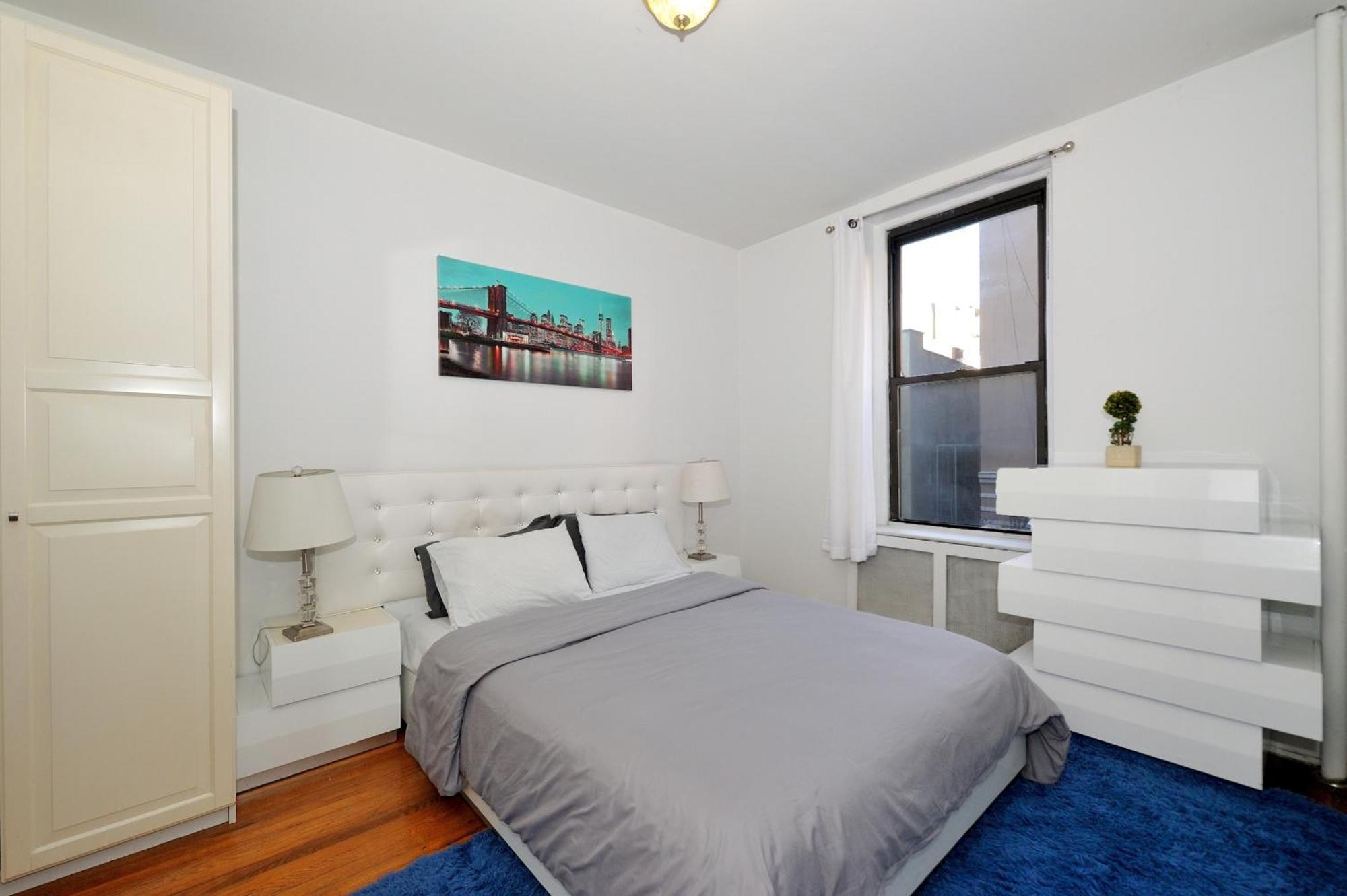 Apartment Midtown West Furnished 3 Bedroom