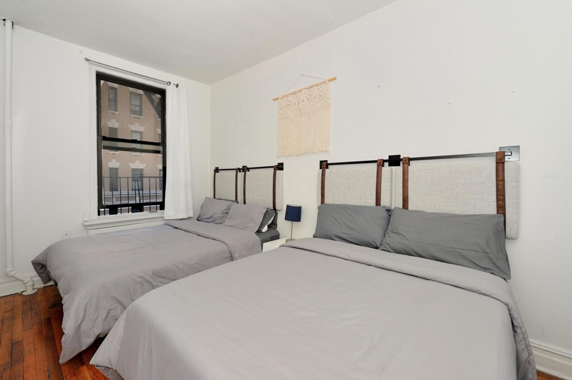 Midtown West Furnished 3 Bedroom * New York