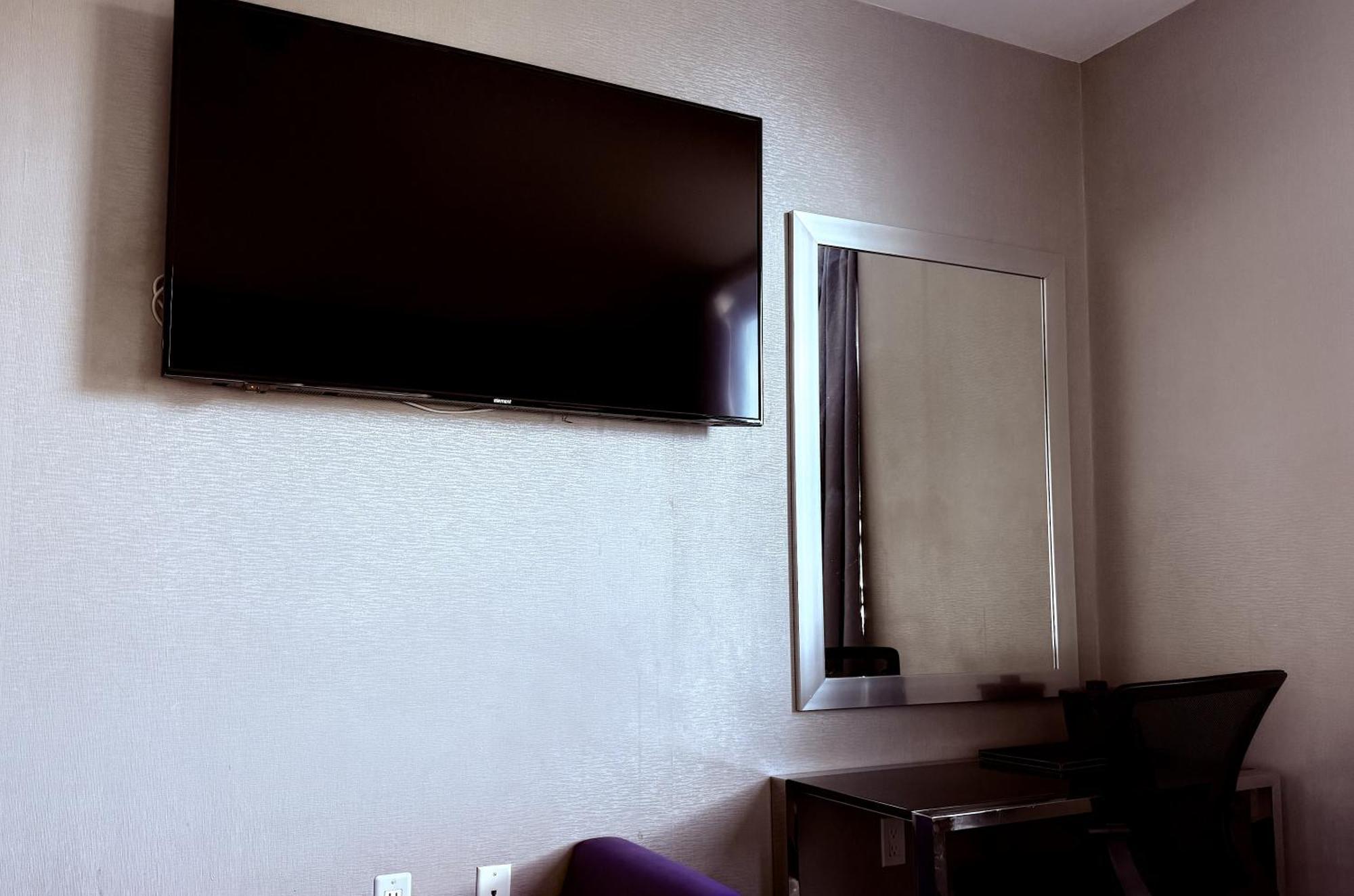 Hotel Umbrella Bronx New York