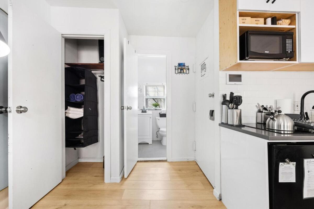 Midtown - Walking Distance To Times Square Apartment *