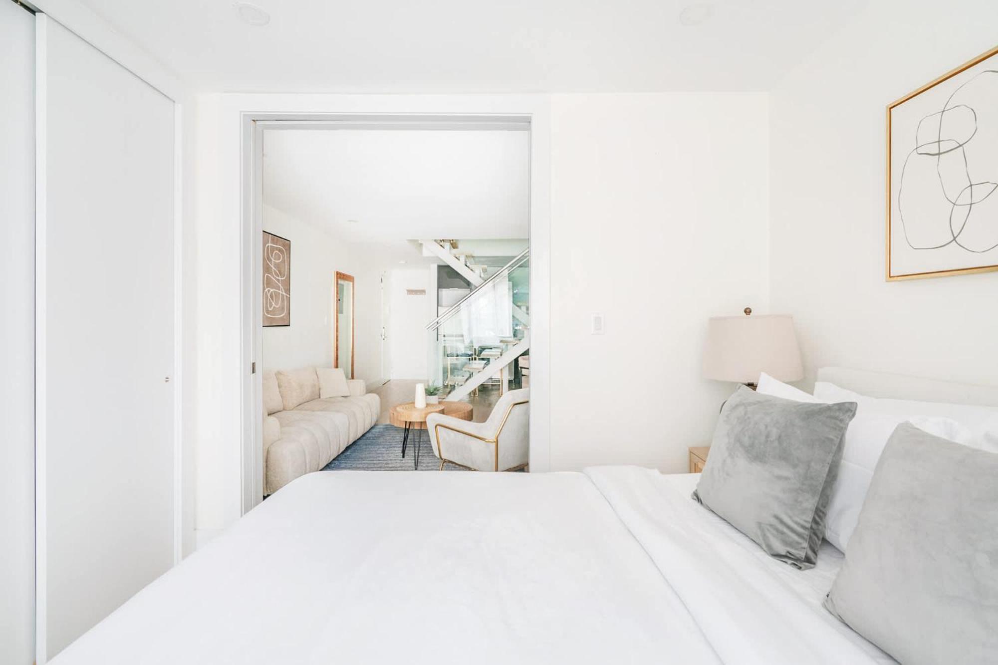 75-4c New Duplex 3br W D Elevator Walk To C Park *