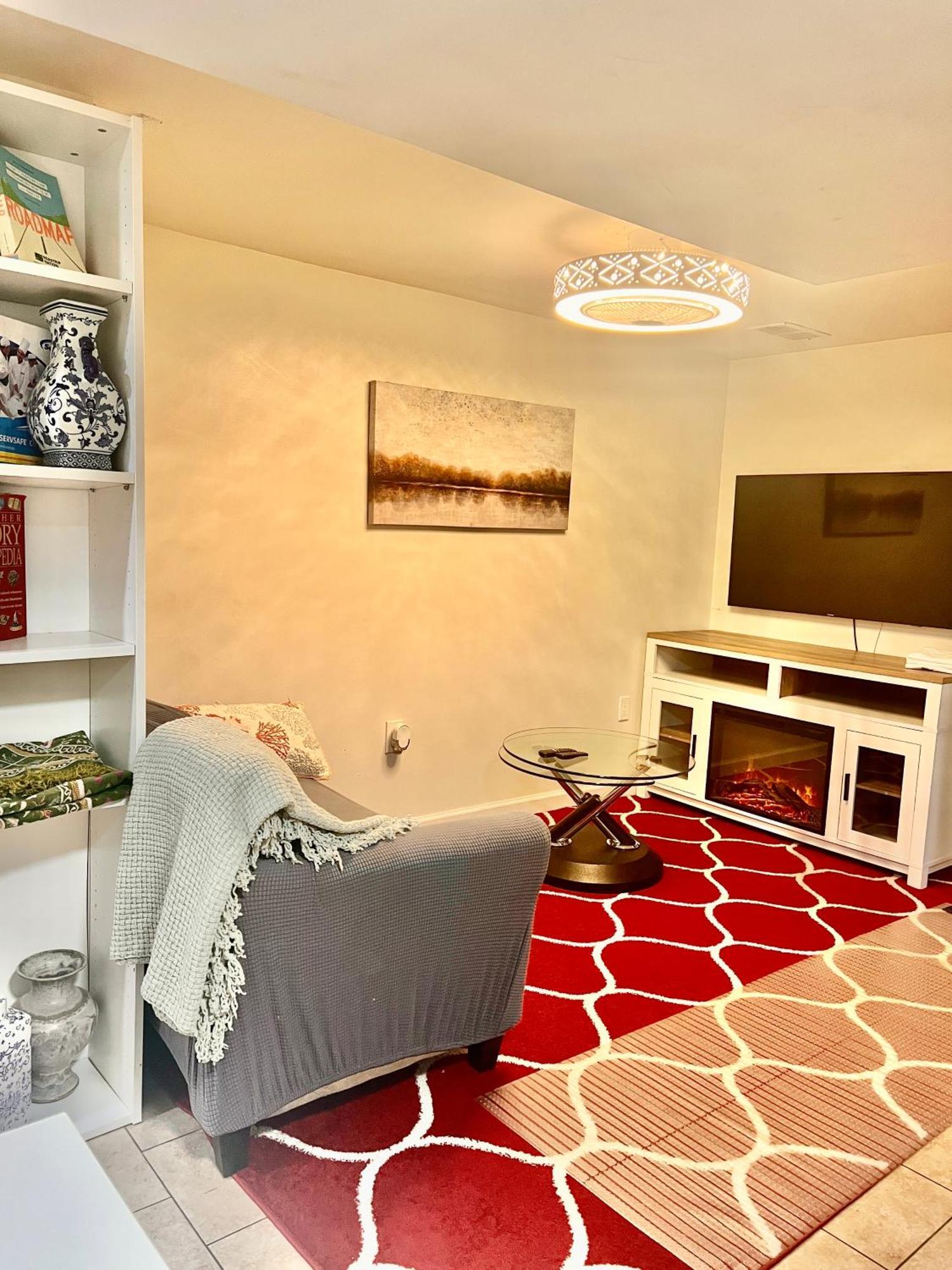 Apartment Intercon Ground *