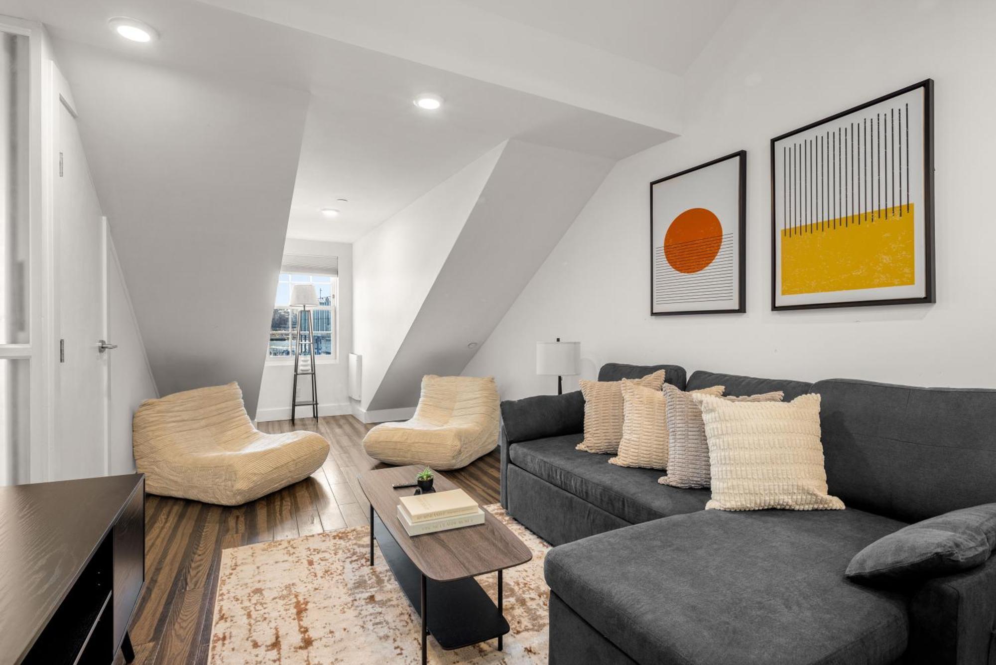 Lower Manhattan 3br Gem, Perfect For Families *