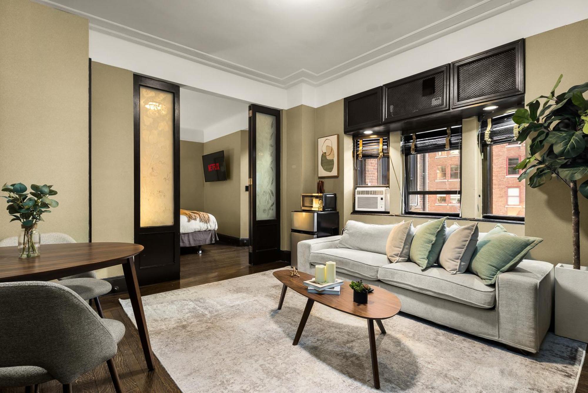 Heart Of Ny, Steps Away From Attractions Apartment *